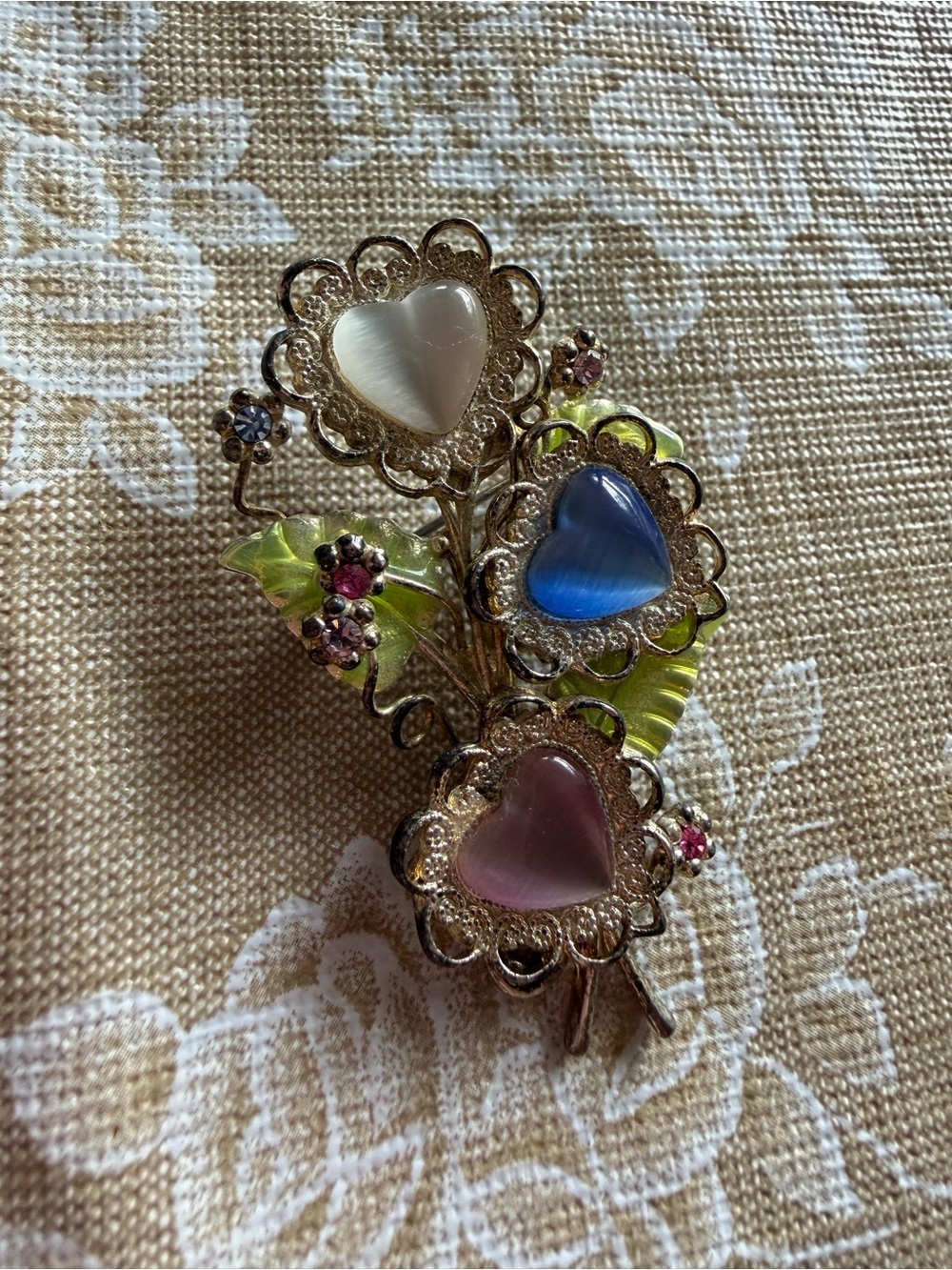 Vintage Kenneth Cole heart Brooch with White, Blue & Pink Hearts